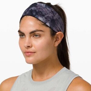 NWOT Lululemon Fringe Fighter Headband Diamond Dye Reversible